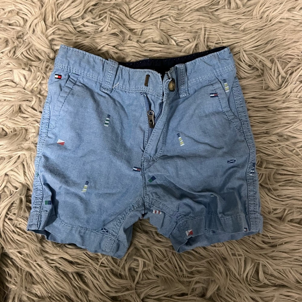 Tommy Hilfiger shorts 24 months